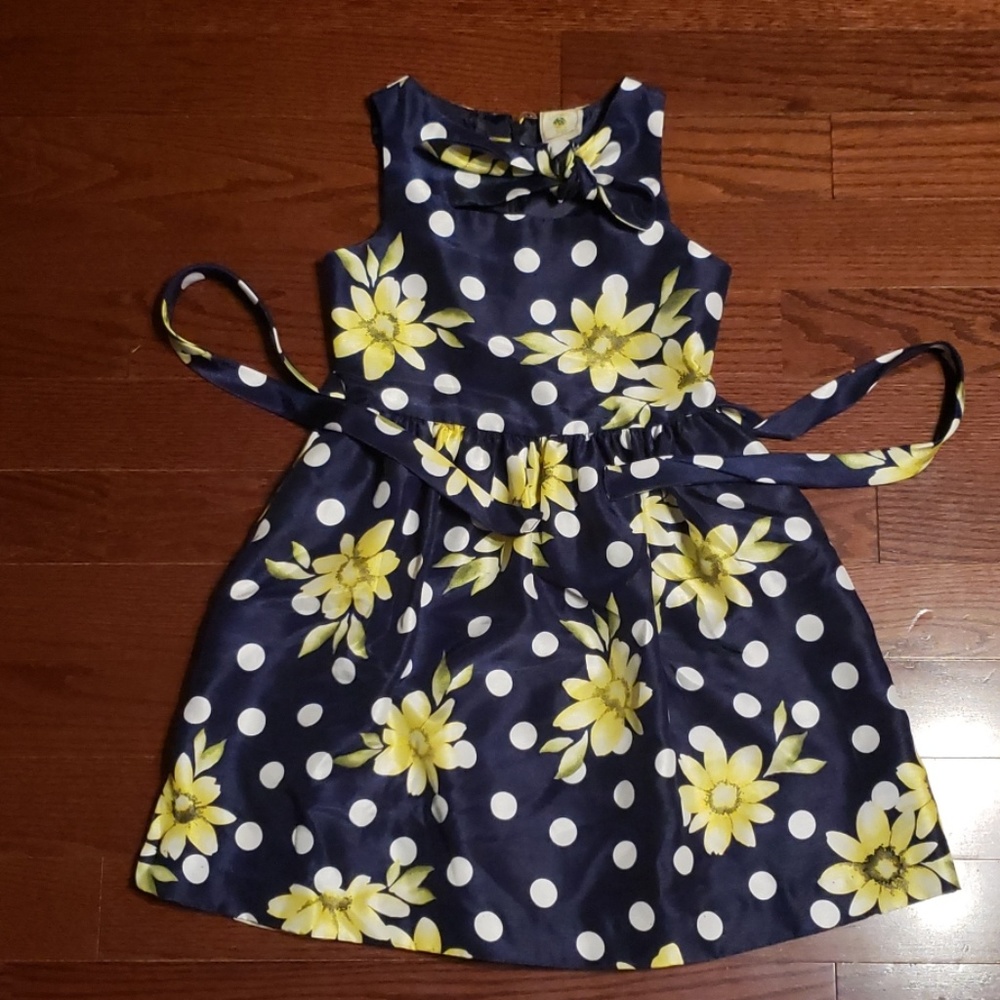 Girls Lemon Fizz size 8 dress